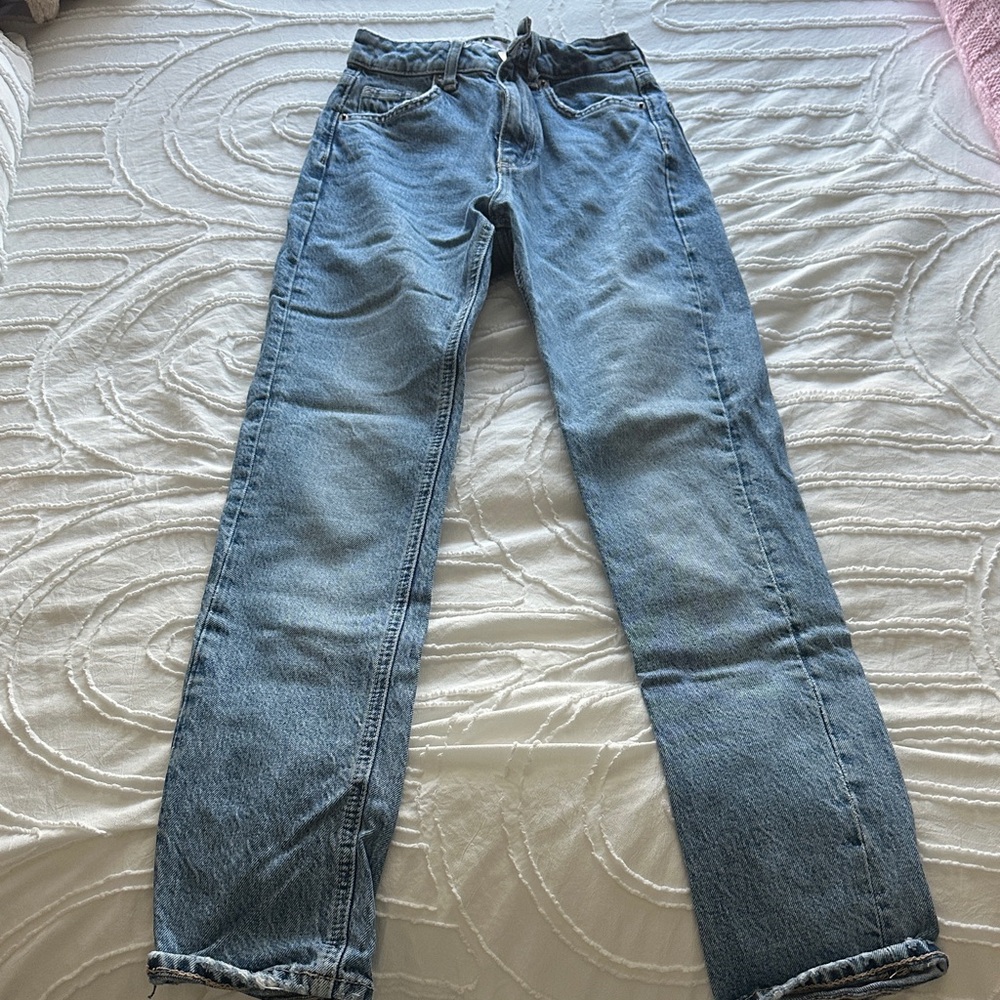 Zara Women's Light Blue Straight Jeans
